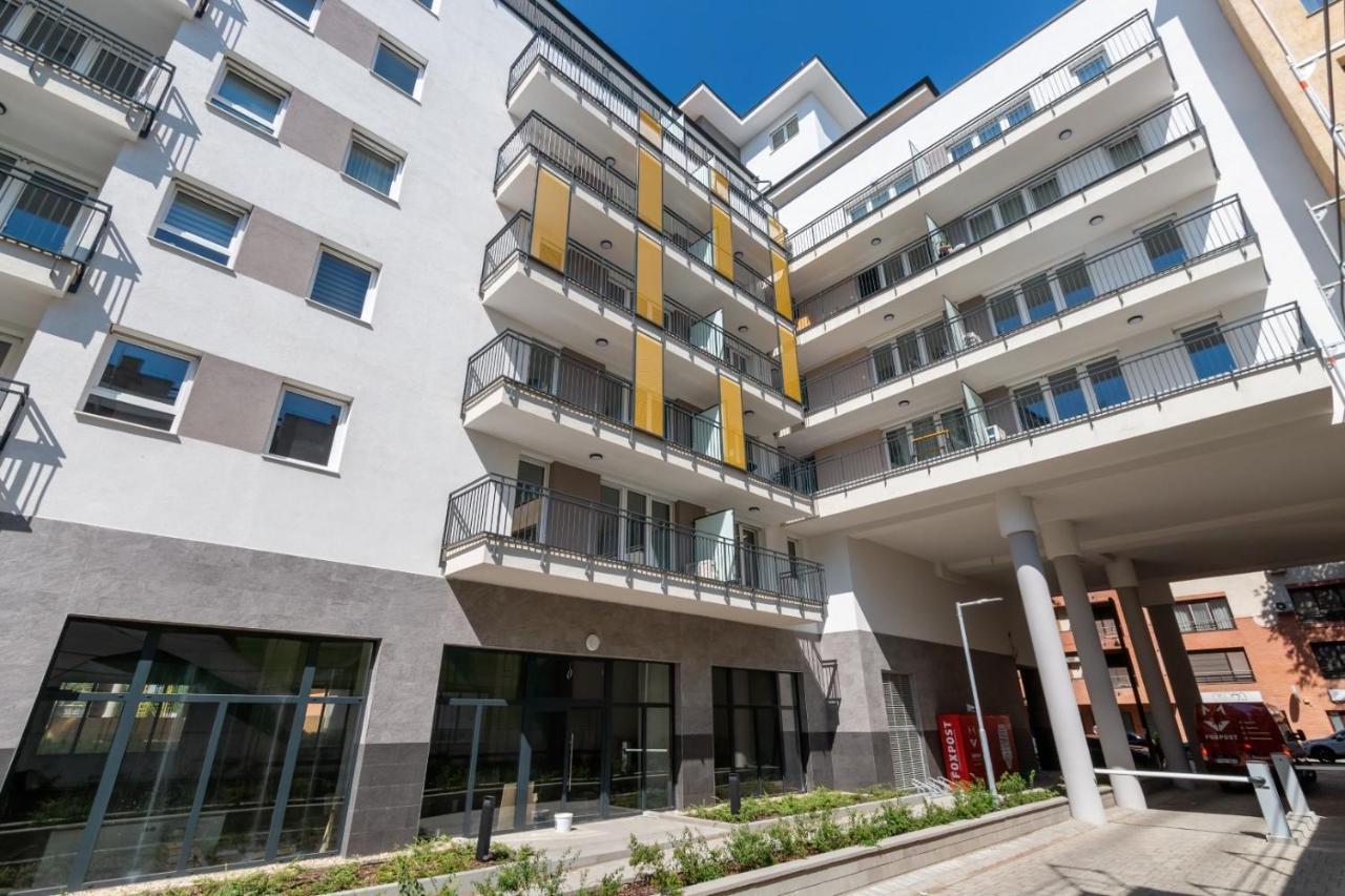 West Park Residence Apartment Budapest Exteriör bild